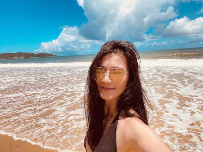 隐退12年，性感女王终于复出