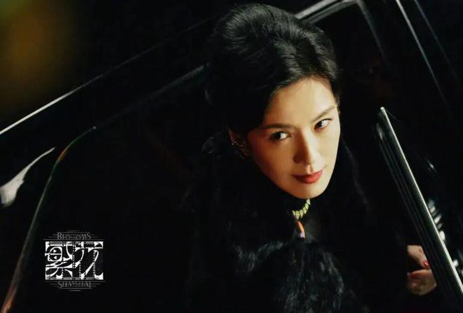 隐退12年，性感女王终于复出