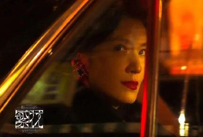 隐退12年，性感女王终于复出