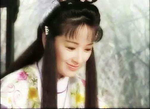 91版《雪山飞狐》：「并不美丽」的程灵素，为何能艳压女主