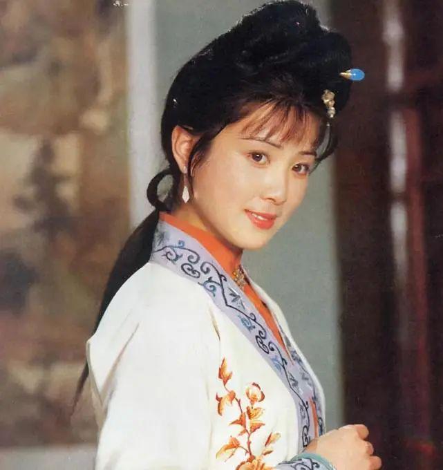 王扶林说陈晓旭「不够漂亮」！另一位林妹妹，连刘晓庆都为她做配