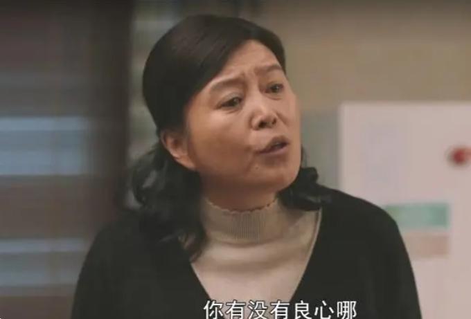 太敢拍！30年了，她美得遥遥领先