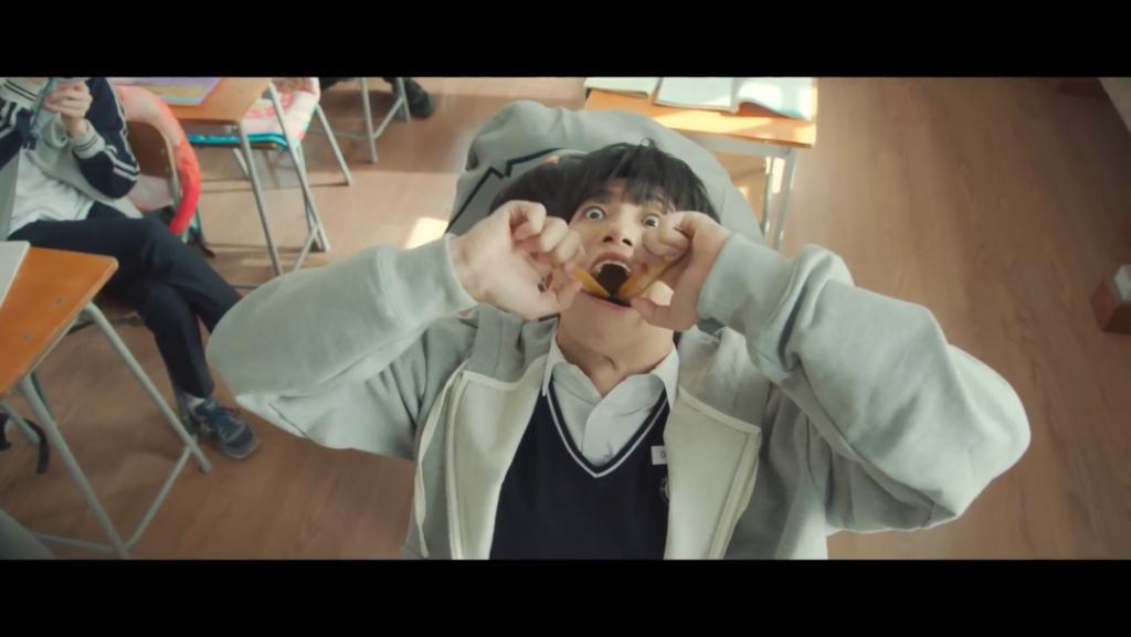 消失十年后复出，还是稀巴烂