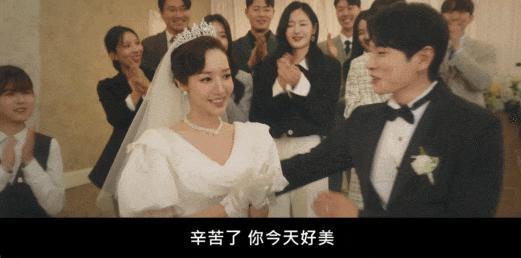 这「塌房」女神，成功翻身了？