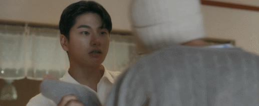 这「塌房」女神，成功翻身了？