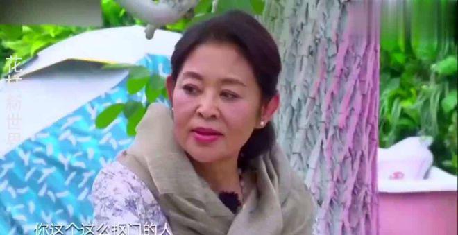 “老戏骨”张晨光曾跑龙套10年一件衣服穿35年，倪萍都说抠门