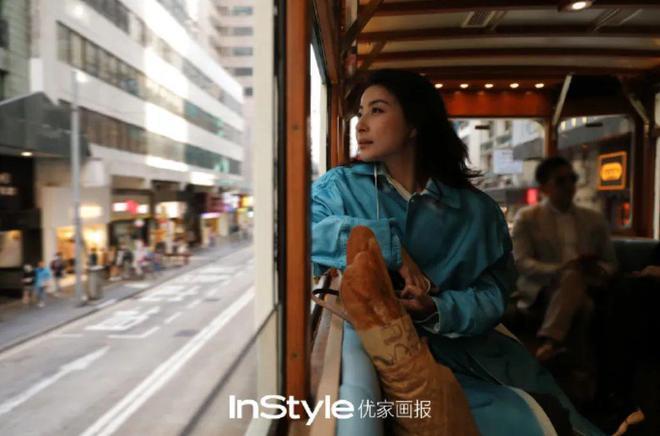 “下嫁”11年，郭晶晶爆改香港豪门