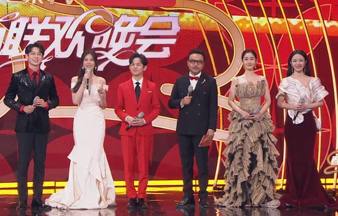 湖南台小年夜春晚阵容官宣！有张杰没谢娜，又是何炅挑大梁