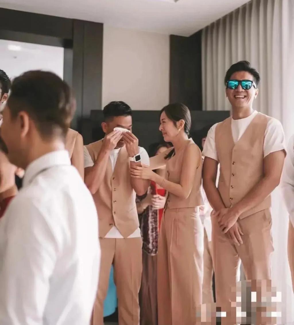 TVB“最佳男配”结婚前另找新欢？嫌人情少公开揶揄？