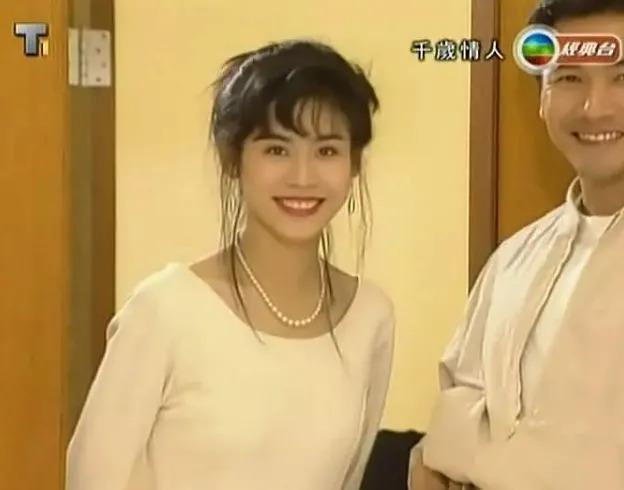 2次拒嫁豪门，53岁未婚未育，她如今怎么样了？
