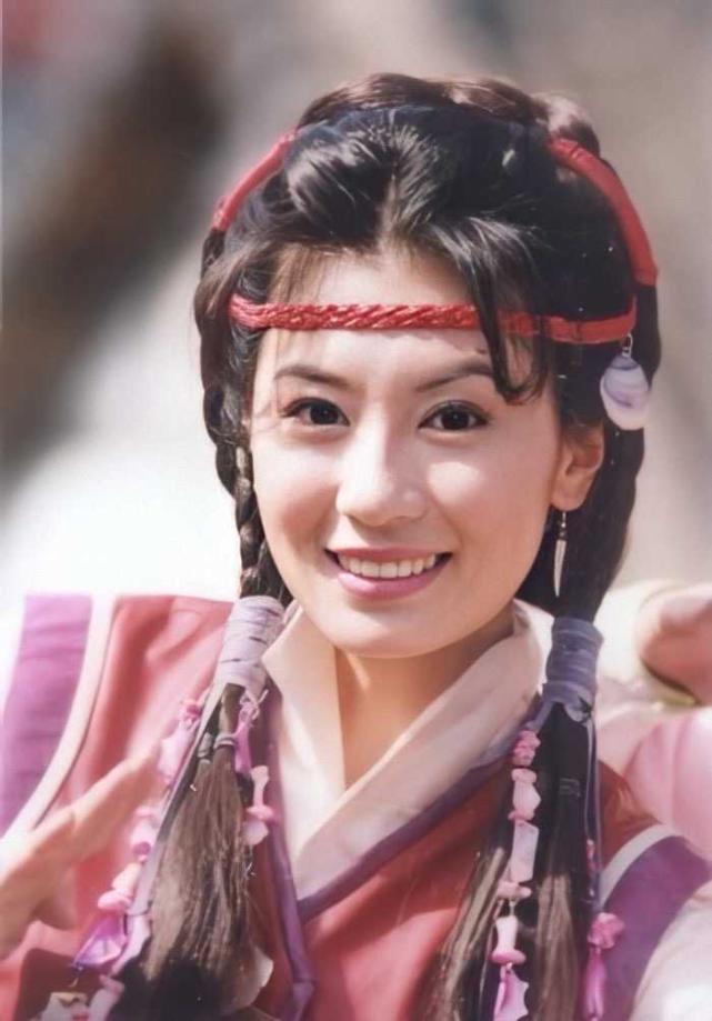 24年前的这部剧：贾静雯颜值巅峰，马伊琍被「秒成路人」