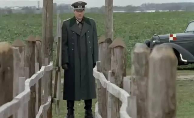 《沉静如海》：9.2分，最干净的战争爱情片，却被名字耽误