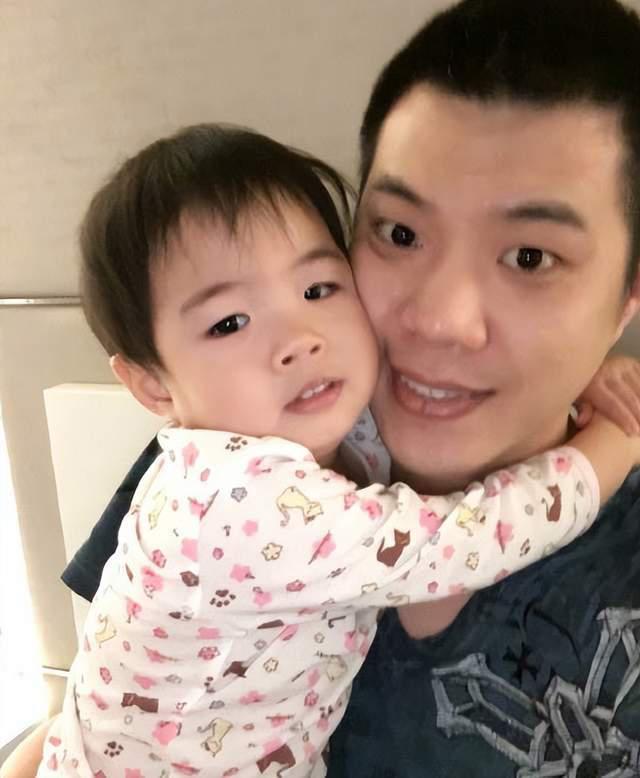 黄奕前夫黄毅清被判有期徒刑16年！马苏和黄奕晒美照心情好