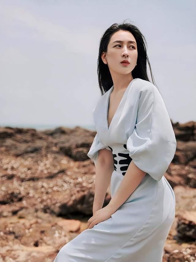 黄奕前夫黄毅清被判有期徒刑16年！马苏和黄奕晒美照心情好