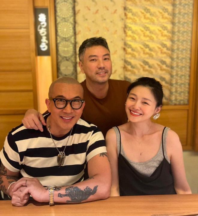 汪小菲陪子女过小年与张兰连麦，自曝在台北没住处需租房