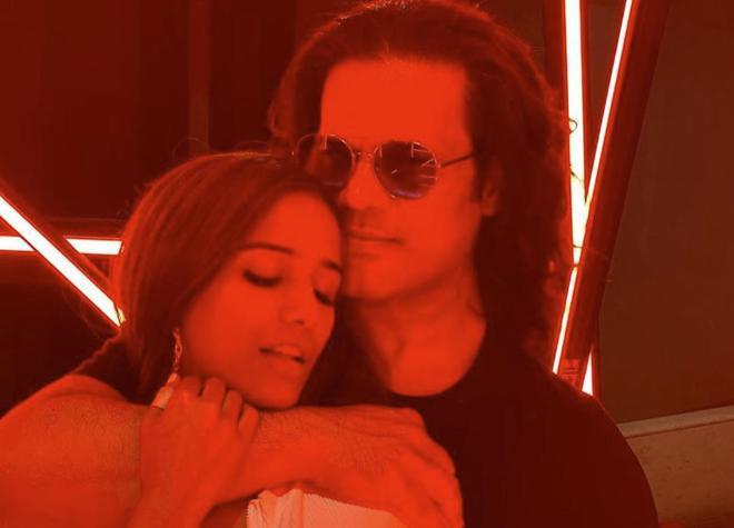 宝莱坞女星帕纳姆·潘迪因宫颈癌去世，生前曾遭家暴致脑出血