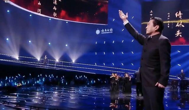 央视小年春晚11大看点，康辉撒贝宁神话歌曲太动人