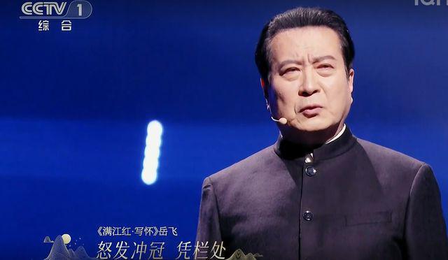 央视小年春晚11大看点，康辉撒贝宁神话歌曲太动人
