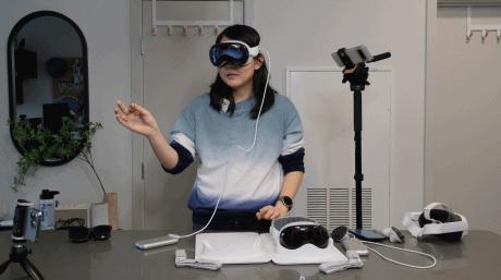 苹果 Vision Pro 上手！这玩意卖两万多，真的合适吗？