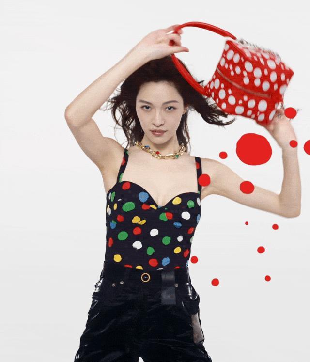 同一起跑线走红，如今有人结婚生子有人傍大款，天差地别