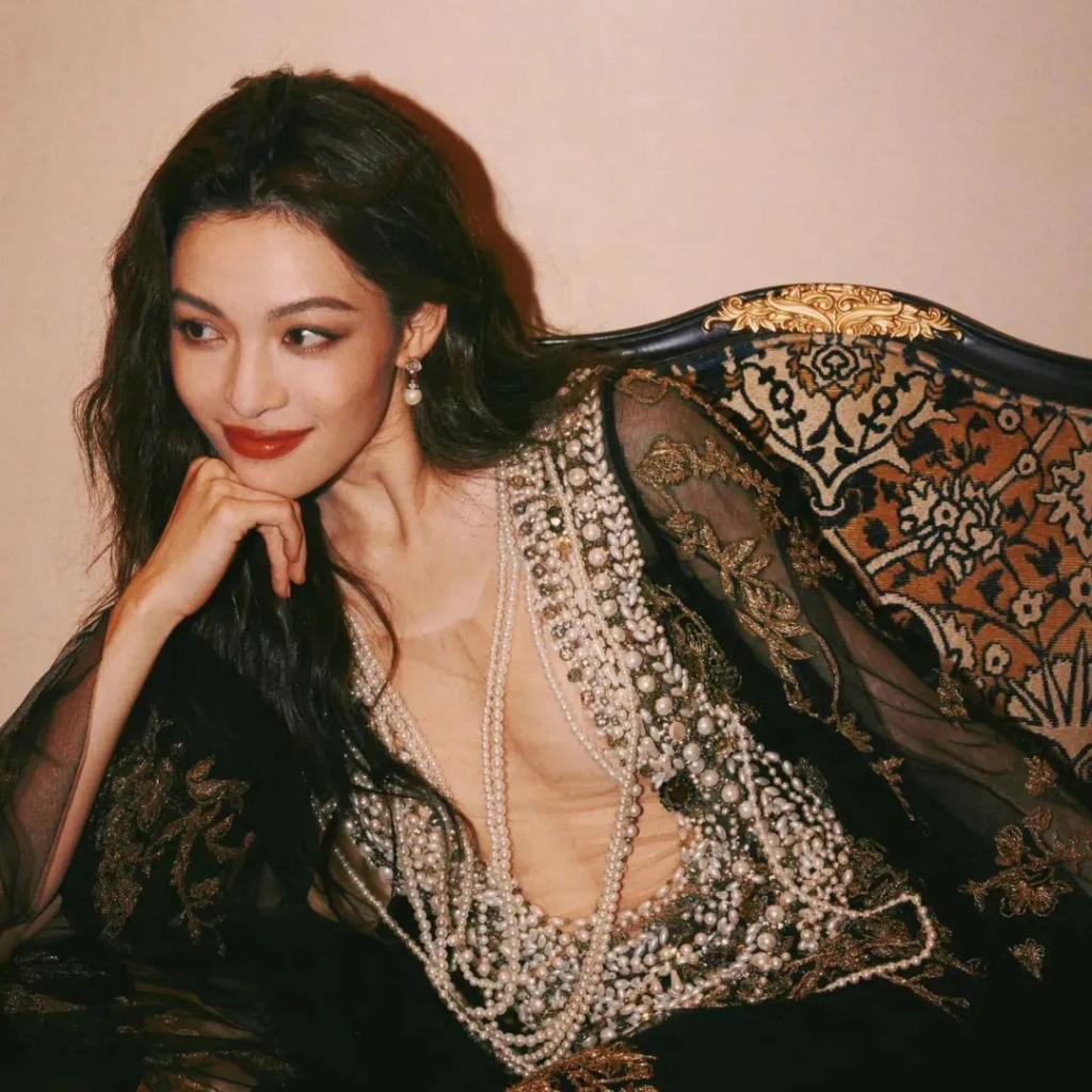 同一起跑线走红，如今有人结婚生子有人傍大款，天差地别