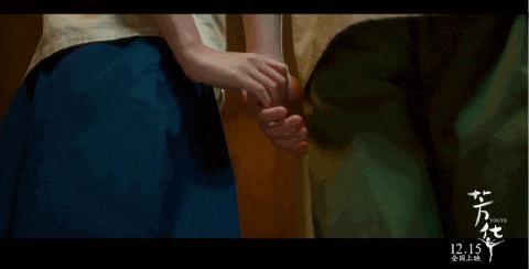 同一起跑线走红，如今有人结婚生子有人傍大款，天差地别