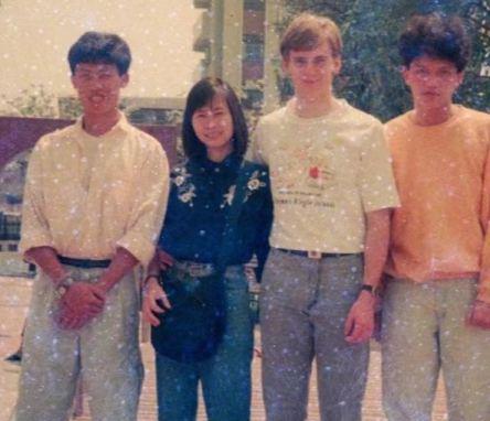 TVB御用老外河国荣自杀离世，是对妻子的思念，也是一种解脱
