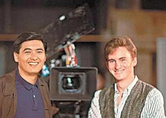 “御用阿Sir”河国荣烧炭自杀：娱乐圈边缘人艰难生存实录