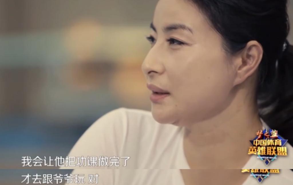 郭晶晶：结婚12年，豪门带不给我安全感
