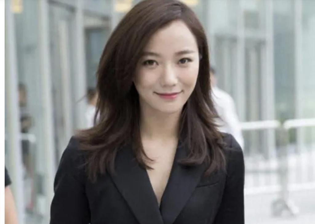 长得像白百何却没有白百何的“清醒”！从红极一时到无人提及