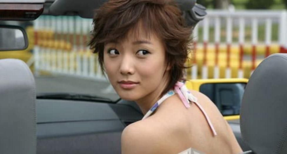 长得像白百何却没有白百何的“清醒”！从红极一时到无人提及