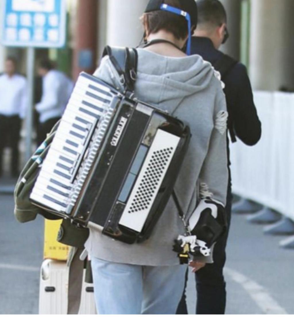 长得像白百何却没有白百何的“清醒”！从红极一时到无人提及