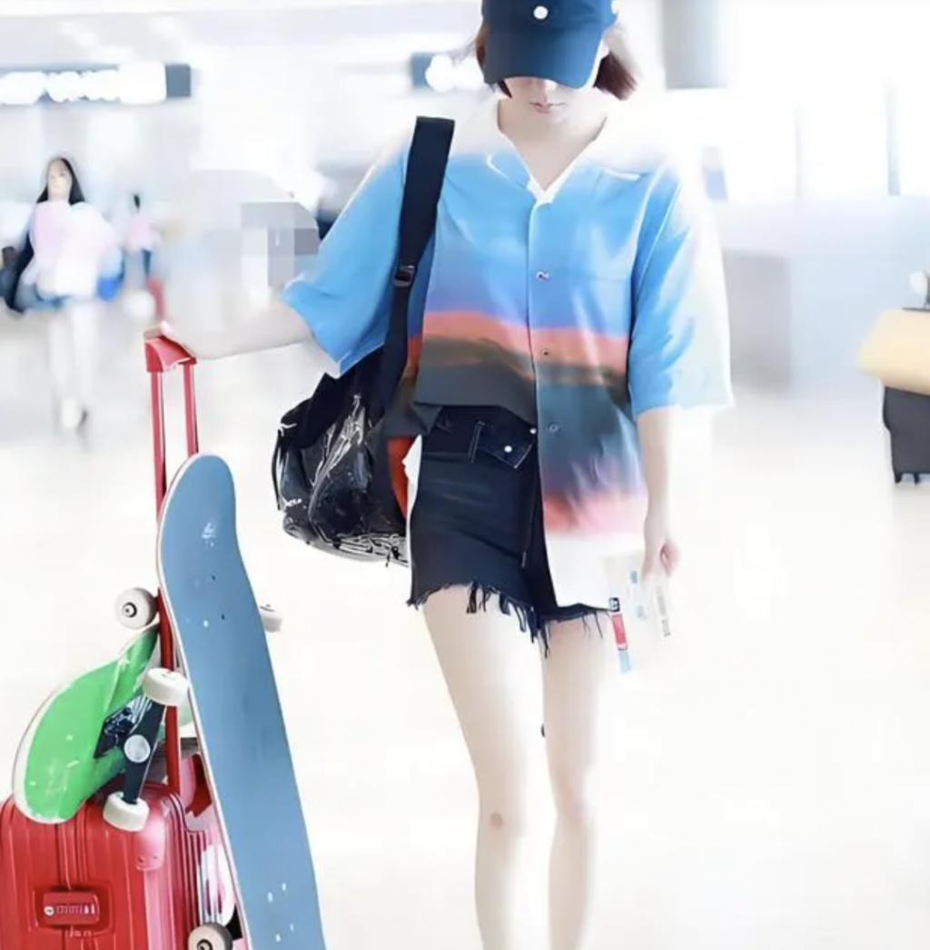 长得像白百何却没有白百何的“清醒”！从红极一时到无人提及