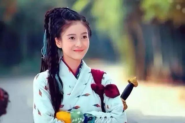 她是最美“郭襄”，从惊为天人到患抑郁症淡出荧幕，50岁不敢认