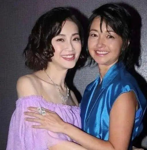 她是最美“郭襄”，从惊为天人到患抑郁症淡出荧幕，50岁不敢认
