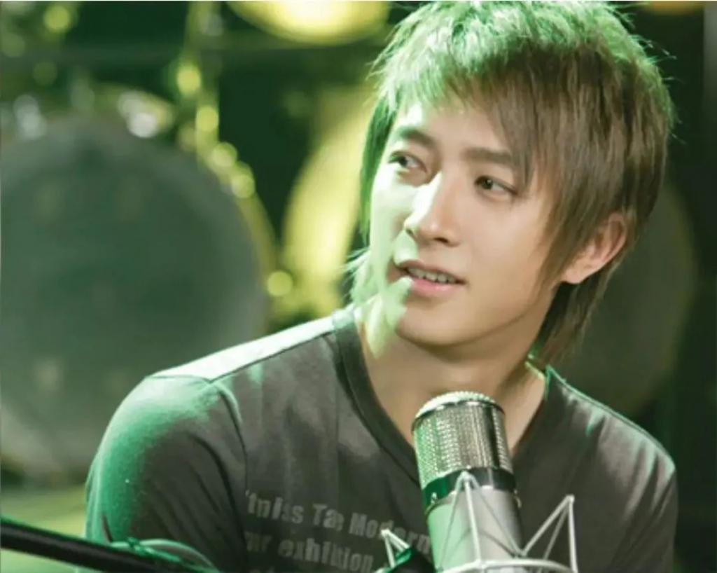 初代顶流，他最具争议？