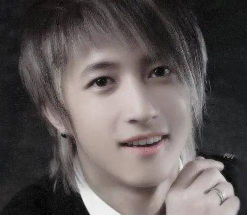 初代顶流，他最具争议？