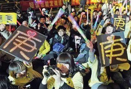 初代顶流，他最具争议？