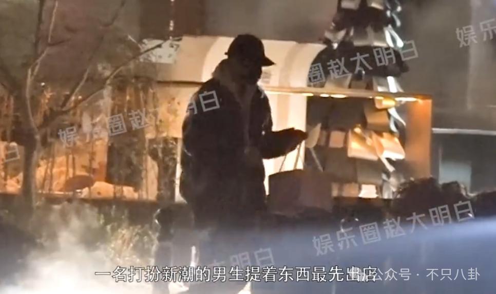 她谈个恋爱而已，竟然被骂到情绪崩溃？