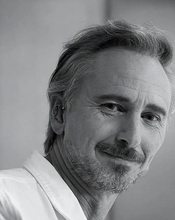 另一个国荣走了