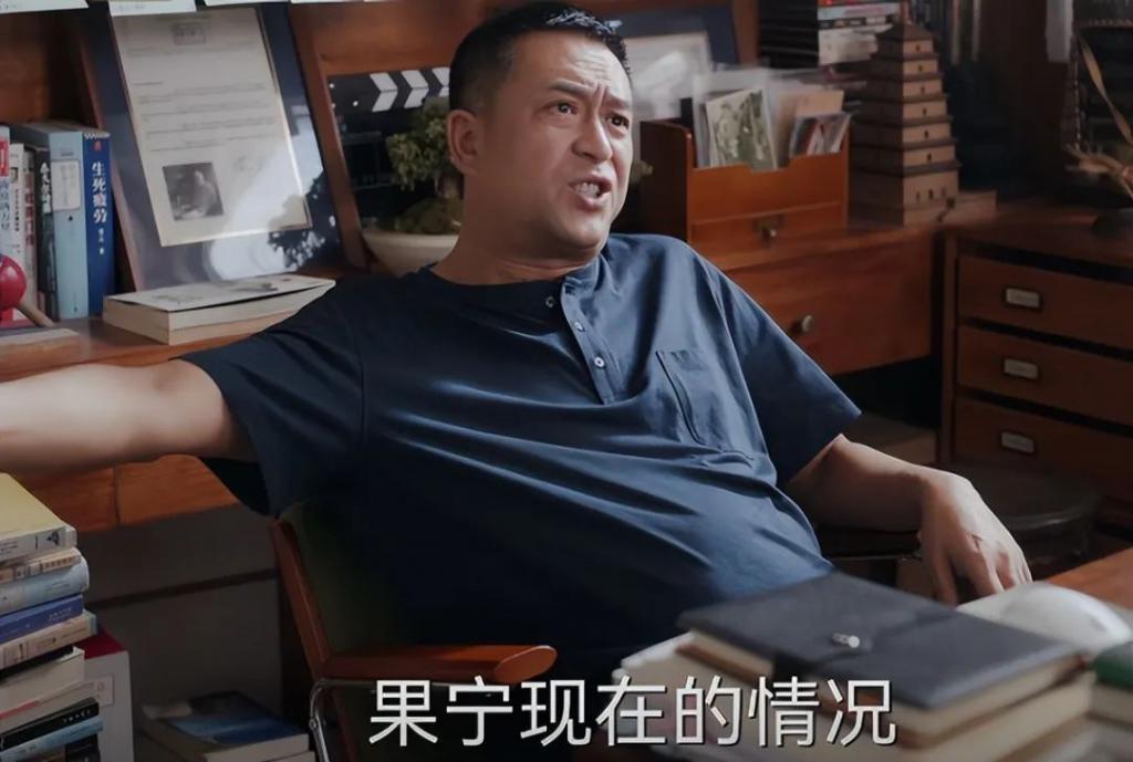 不笑场吗？53岁张嘉益新剧演喊大13岁的方青卓“妈妈”