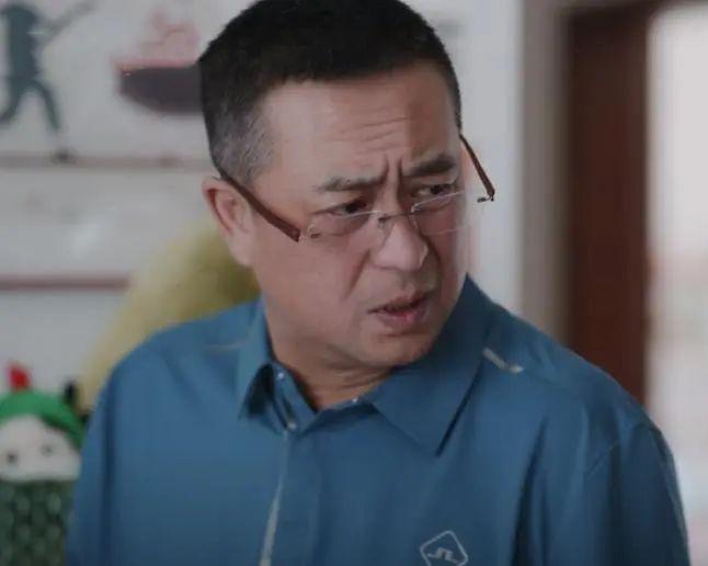 不笑场吗？53岁张嘉益新剧演喊大13岁的方青卓“妈妈”