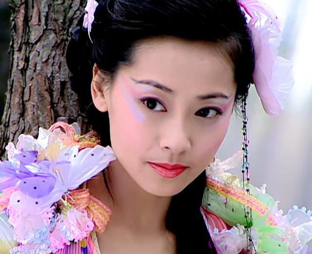 他是女装大佬？？