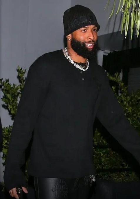 很震惊！金姐的新男友是妹妹的前男友？！