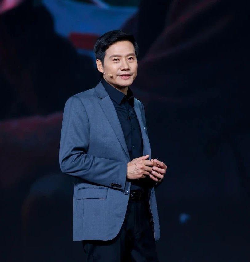 为了造车，雷军连手机都不管了？