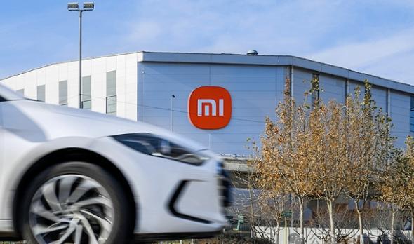 为了造车，雷军连手机都不管了？