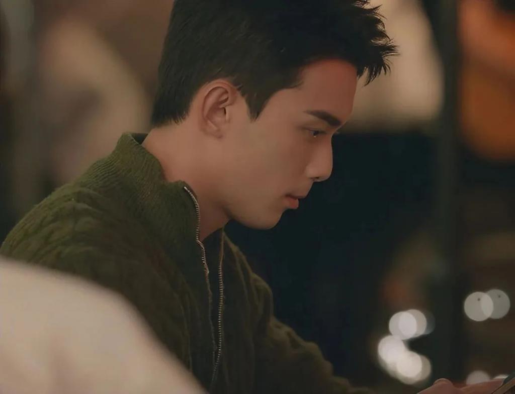 才播5集拿下评分9.6，开年第一部值得我熬夜追的黑马剧