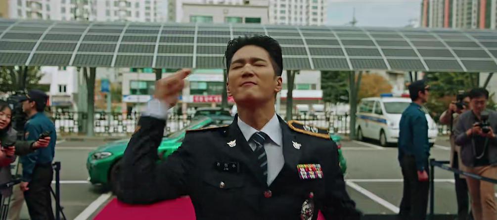 收视率爆了，观众却被骂瞎了？