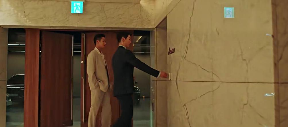 收视率爆了，观众却被骂瞎了？