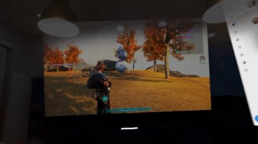 玩家在苹果Vision Pro上玩《幻兽帕鲁》